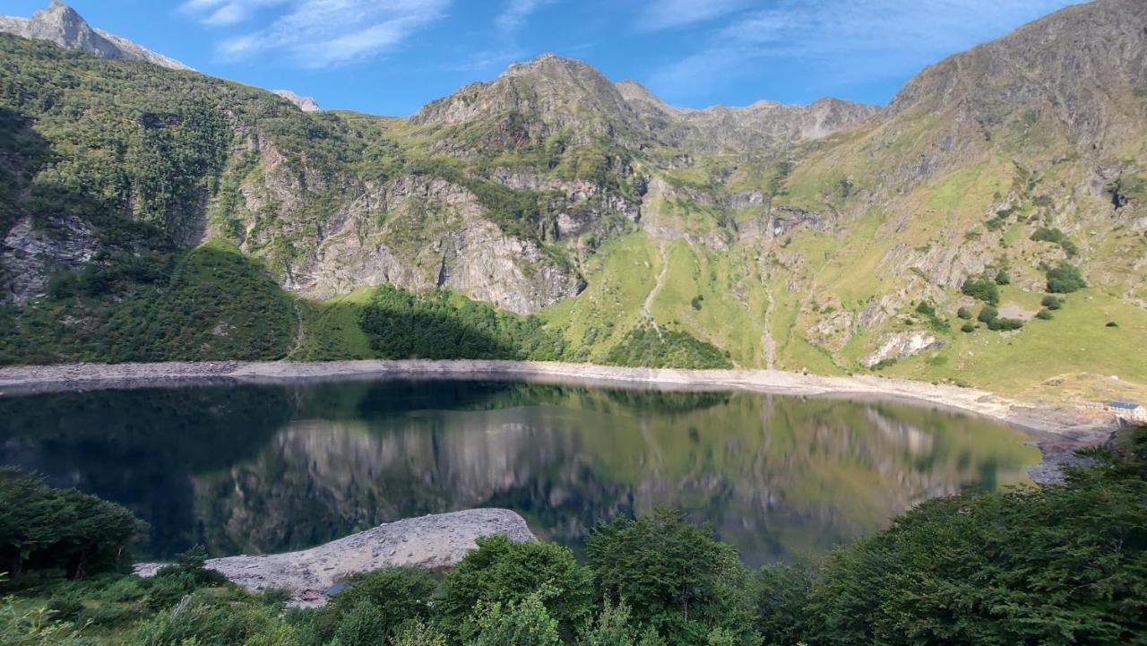 Готель Le 41 Avenue Foch Bagneres-de-Luchon Екстер'єр фото