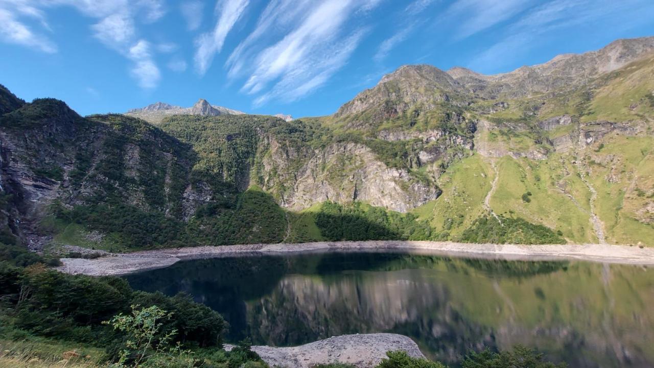 Готель Le 41 Avenue Foch Bagneres-de-Luchon Екстер'єр фото
