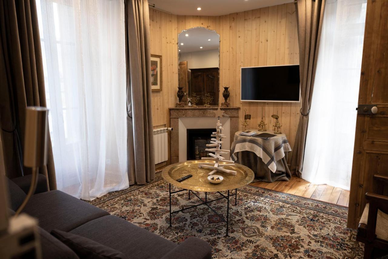 Готель Le 41 Avenue Foch Bagneres-de-Luchon Екстер'єр фото
